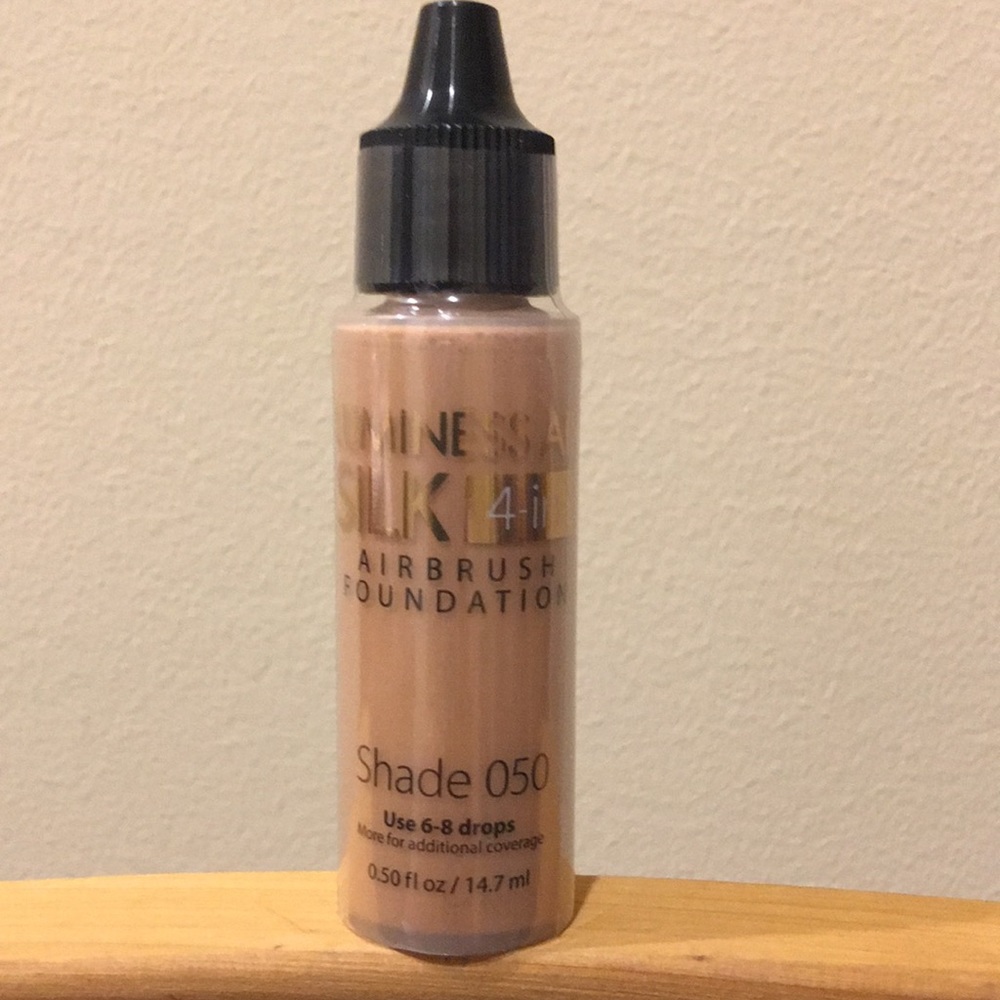 Luminess Air 4-in-1 foundation shade #050